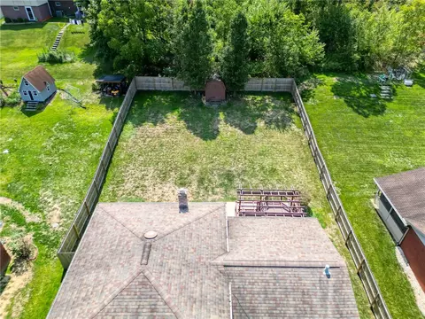 11468 Drop, Irwin, PA 15642 photo 3