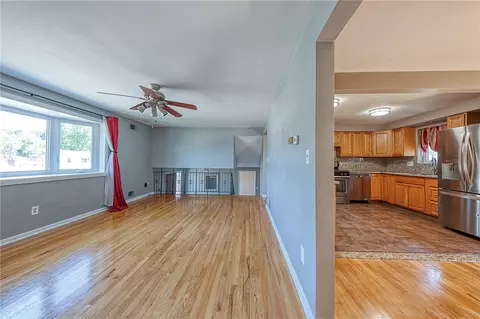 11468 Drop, Irwin, PA 15642 photo 20
