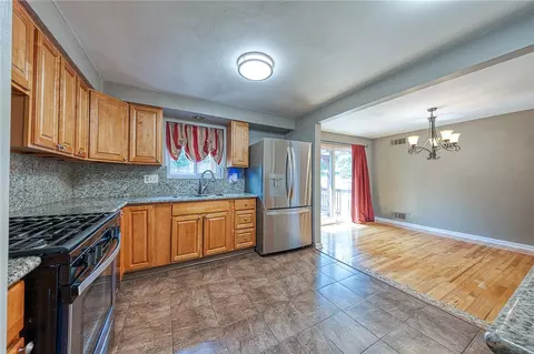 11468 Drop, Irwin, PA 15642 photo 26