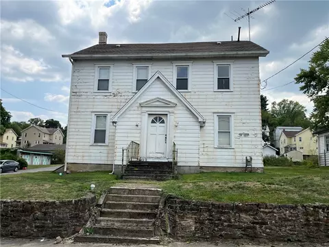 518 Church St, Herminie, PA 15637