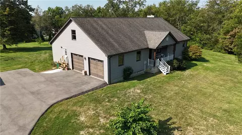 1690 Conway Wallrose Rd, Freedom, PA 15042