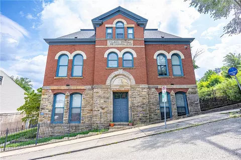 171 S 15th St # 205, Pittsburgh, PA 15203