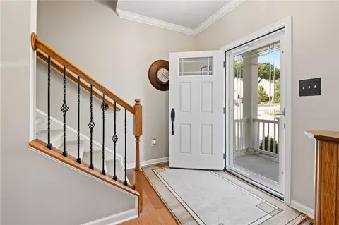 232 Ledge Rock Ln, Mars, PA 16046 photo 2