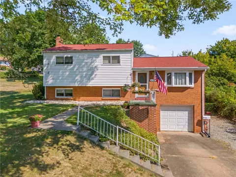 424 Sun Valley Dr, Pittsburgh, PA 15239