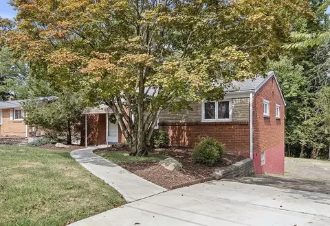 1625 Carmella Dr, Pittsburgh, PA 15227