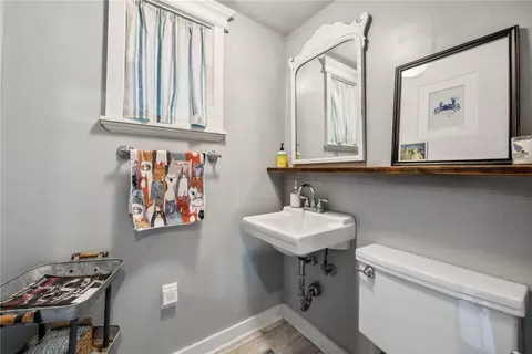 613 8th St, Irwin, PA 15642 photo 14