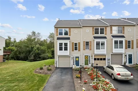 145 Westbrooke Ln, Coraopolis, PA 15108