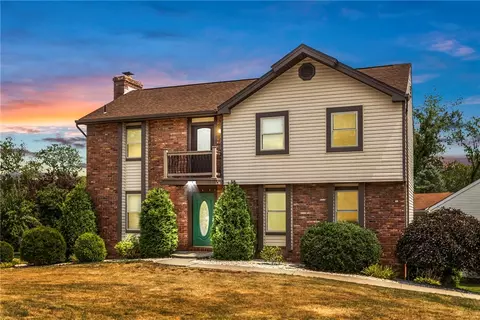 501 Greenspire Ct, Cranberry Township, PA 16066
