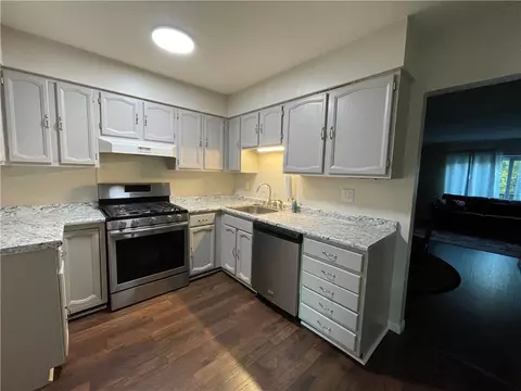 Kitchen - 206 Williamsburg Ln, Export, PA 15632 photo 2 of 2
