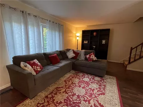 Living - 206 Williamsburg Ln, Export, PA 15632 photo 2 of 4