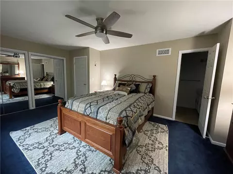 Bedroom - 206 Williamsburg Ln, Export, PA 15632 photo 2 of 4