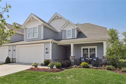113 Harmony Pl, Harmony, PA 16037