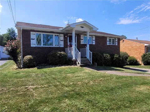 2425 Jodi Ave, Latrobe, PA 15650