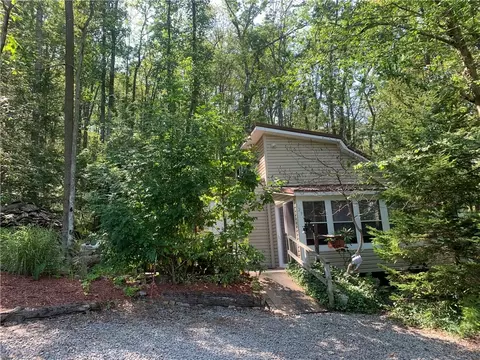 129 W Kooser St, Somerset, PA 15501