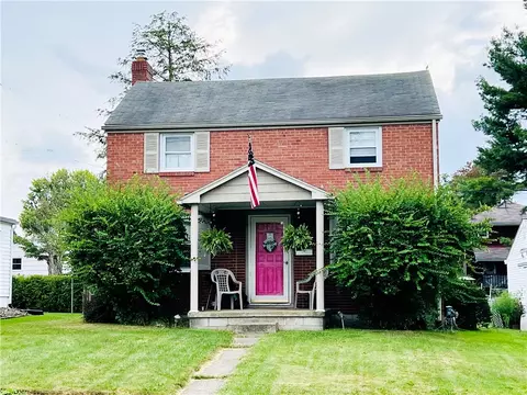 590 Wengler Ave, Sharon, PA 16146