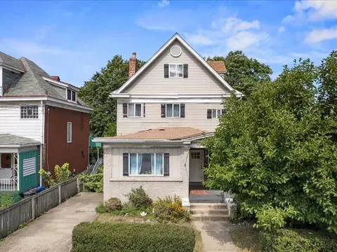 2706 Pioneer Ave, Pittsburgh, PA 15226