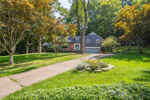 109 Poplar Dr, Pittsburgh, PA 15238