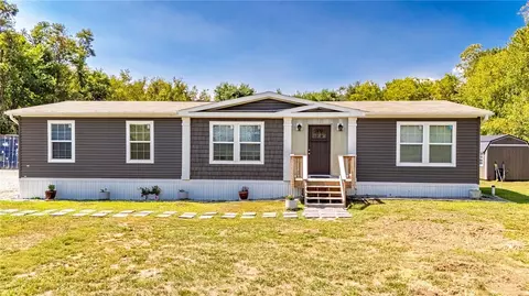 228 Florence Dr, Uniontown, PA 15401