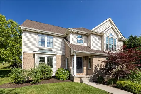 405 Jack Pine Ct, Gibsonia, PA 15044