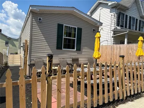 212 Beltzhoover Ave, Pittsburgh, PA 15210