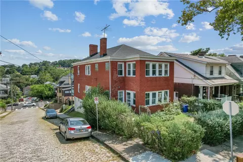 4101 Windsor St, Pittsburgh, PA 15217