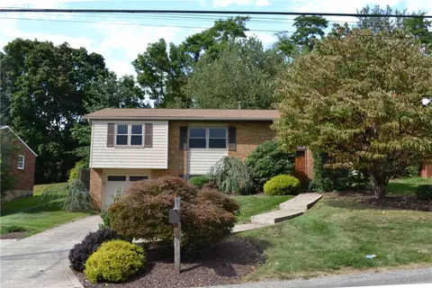 224 Alcan Dr, Pittsburgh, PA 15239
