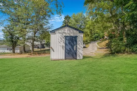 515 2nd St, Vanderbilt, PA 15486 photo 38