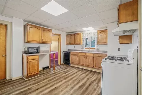 515 2nd St, Vanderbilt, PA 15486 photo 4