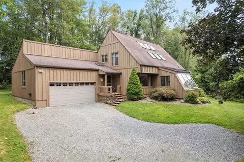 126 Wycliffe Way, Butler, PA 16001