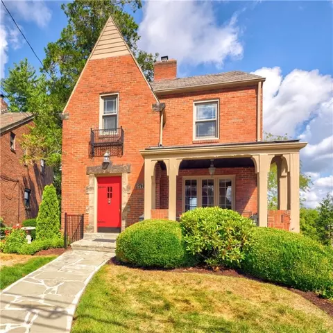 642 Royce Ave, Pittsburgh, PA 15243