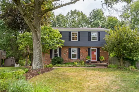 123 Kenney Dr, Sewickley, PA 15143