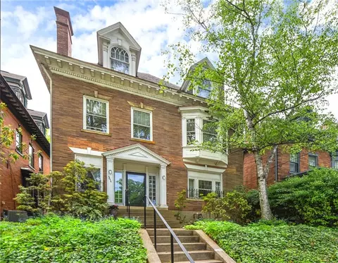 5614 Northumberland St, Pittsburgh, PA 15217