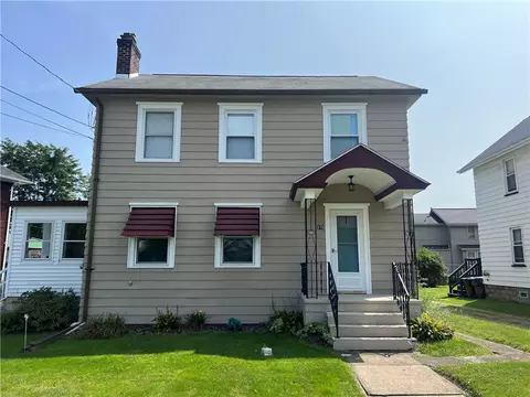 375 Wengler Ave, Sharon, PA 16146