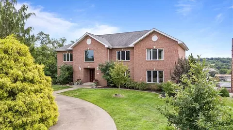 114 Julianna Dr, Coraopolis, PA 15108