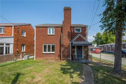 245 E James St, Homestead, PA 15120