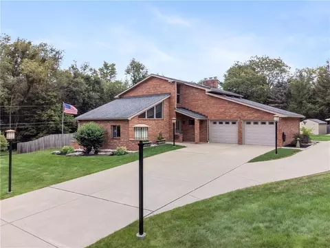 118 Tranquil Ave, Butler, PA 16002