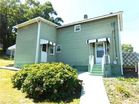 3324 Duquesne Ave, West Mifflin, PA 15122
