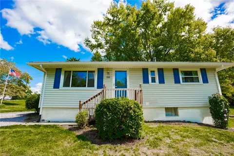 300 Compton Court Dr, Sewickley, PA 15143