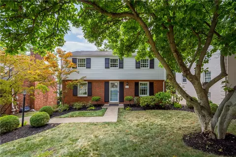 146 Sleepy Hollow Rd, Pittsburgh, PA 15216