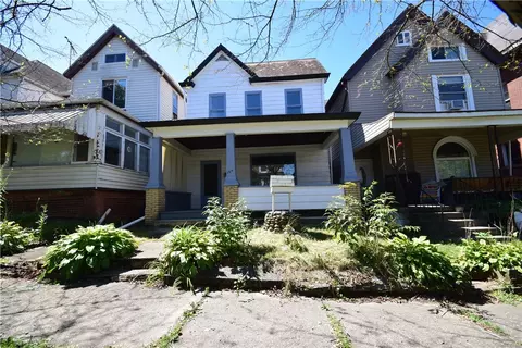 164 Grant Ave, Vandergrift, PA 15690