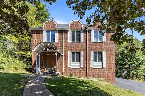 5388 Peach Dr, Gibsonia, PA 15044
