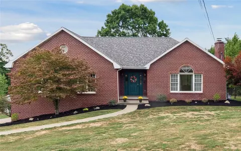 545 Hewitt Ave, Washington, PA 15301