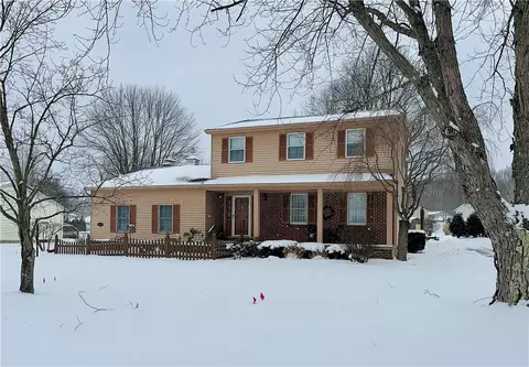 3420 Basil Dr, Hermitage, PA 16148