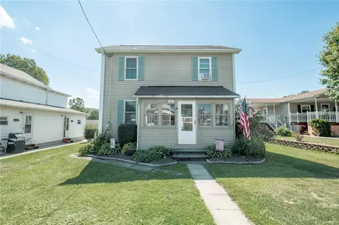37 Beech St, Coral, PA 15731