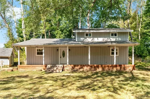 31 Anderson Ave, Marianna, PA 15345