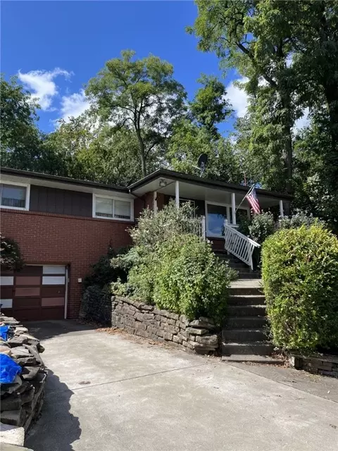 6628 Rosemoor St, Pittsburgh, PA 15217