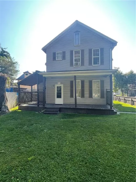 136 Blue Ridge Ave, Natrona Heights, PA 15065