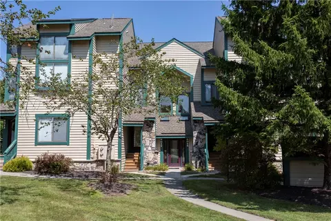 8015 Meadowridge Dr, Champion, PA 15622