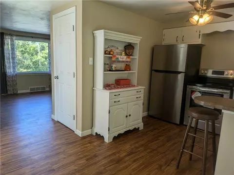 6833 Italy Rd, Export, PA 15632 photo 18