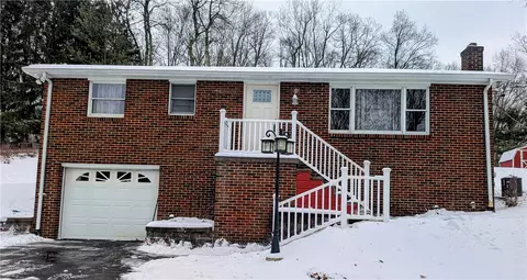 6833 Italy Rd, Export, PA 15632